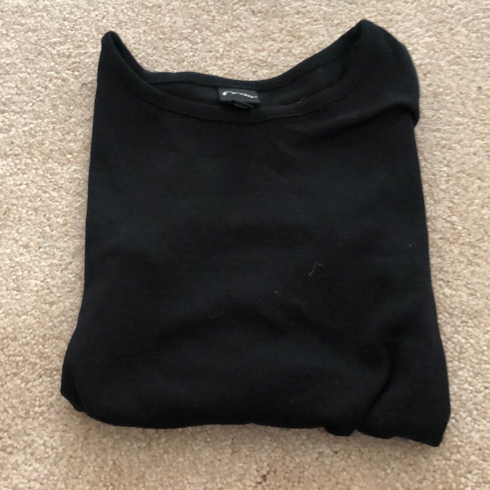 Long sleeve girls shirt.